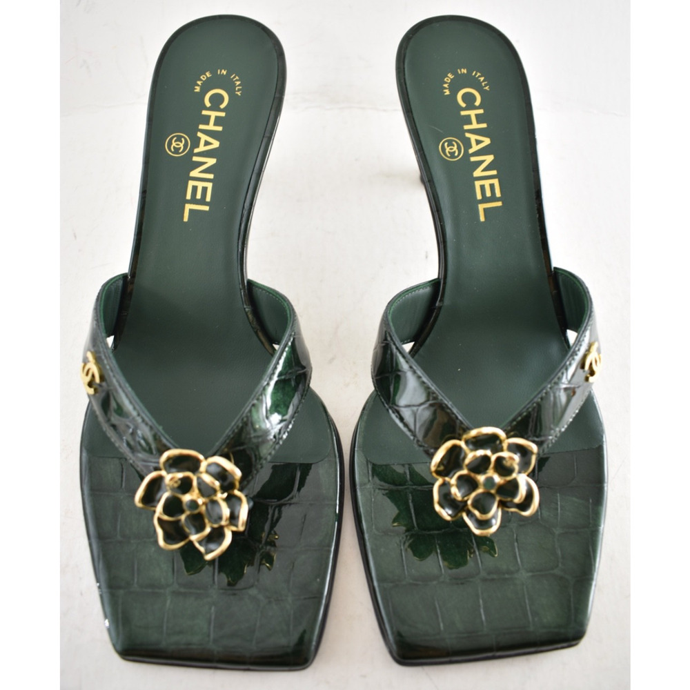 Chanel 26A Green Crocodile Croc CC Flower Backless Mule Heel Thong Sandal 39 - Picture 10 of 16